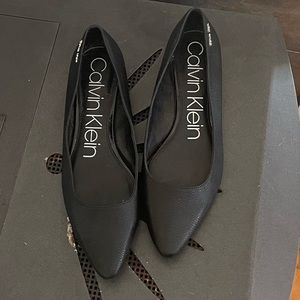 Calvin Klein pointer ballet flats size 8.5 worn once